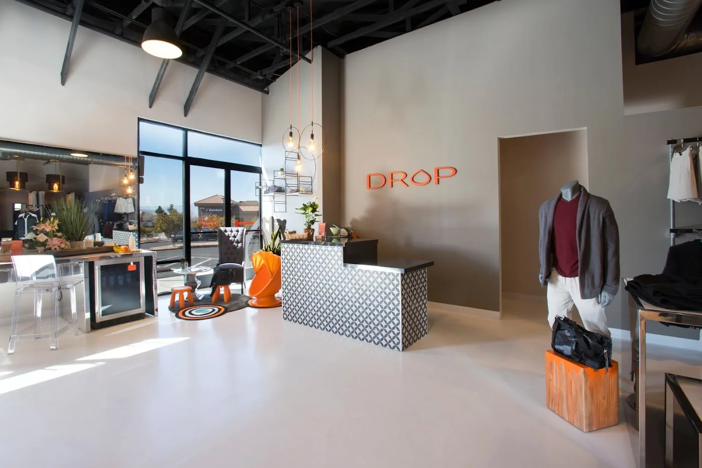DROP SAUNA STUDIO + ATHLETICOUTURE (S Eastern Ave)