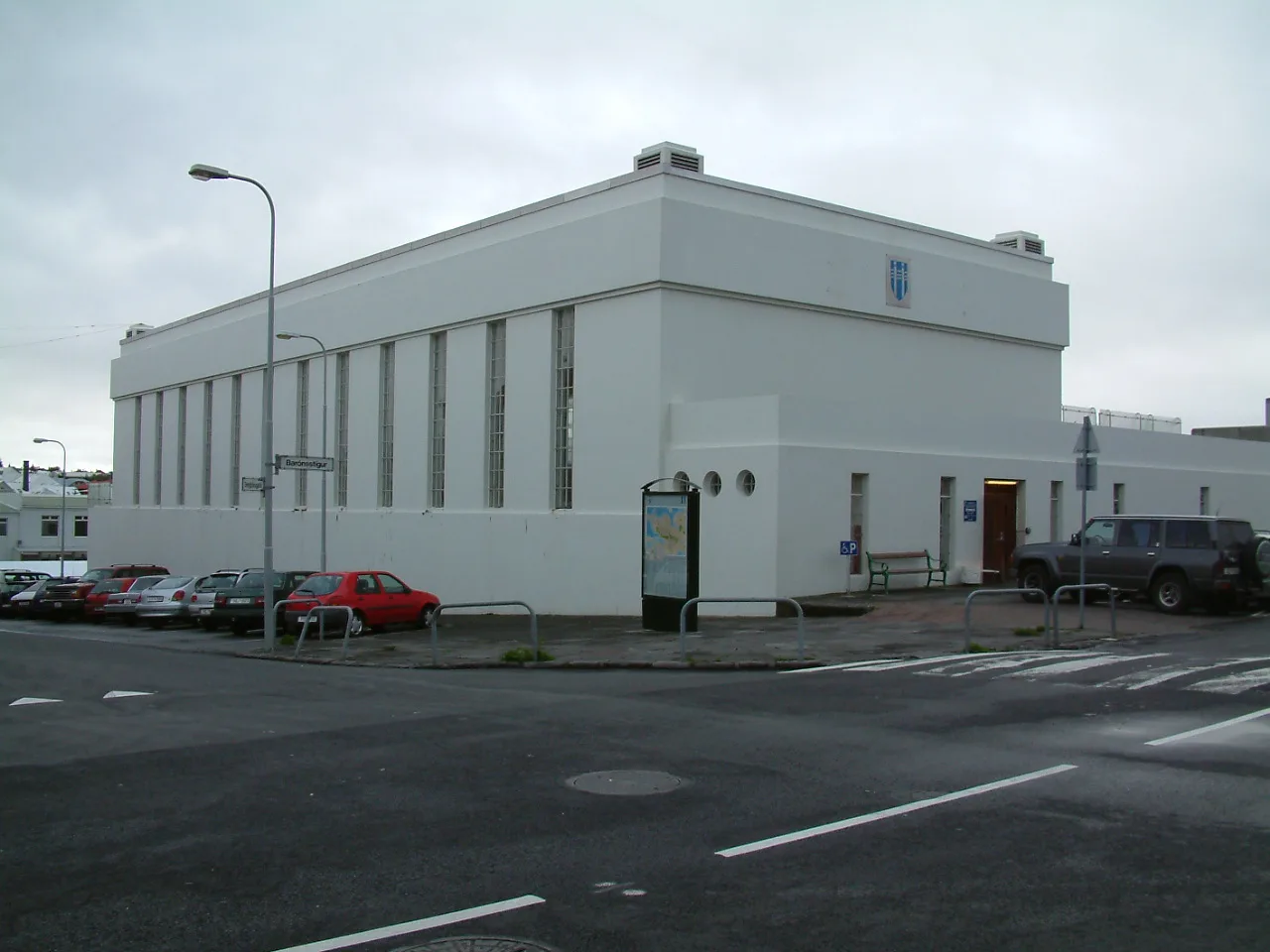 Sundhöllin