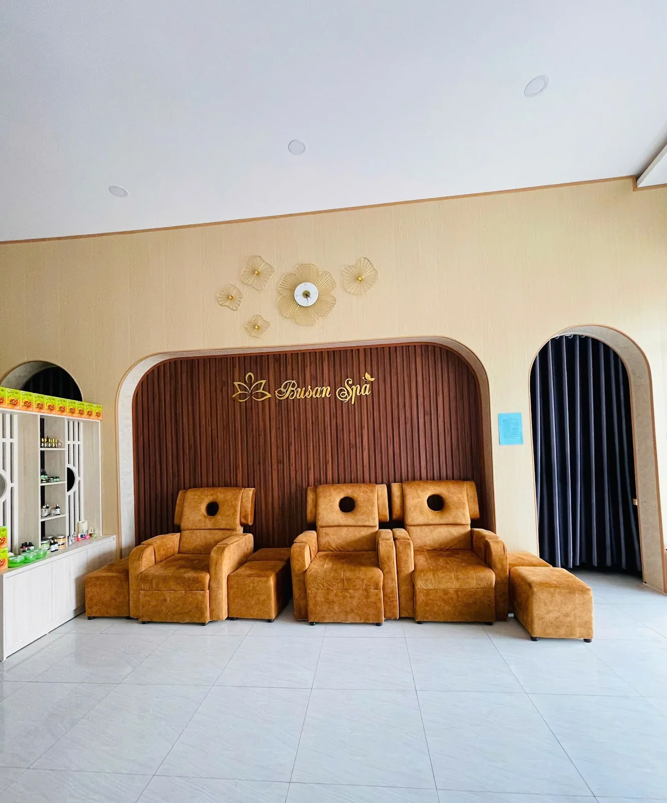 BUSAN SPA CAM RANH